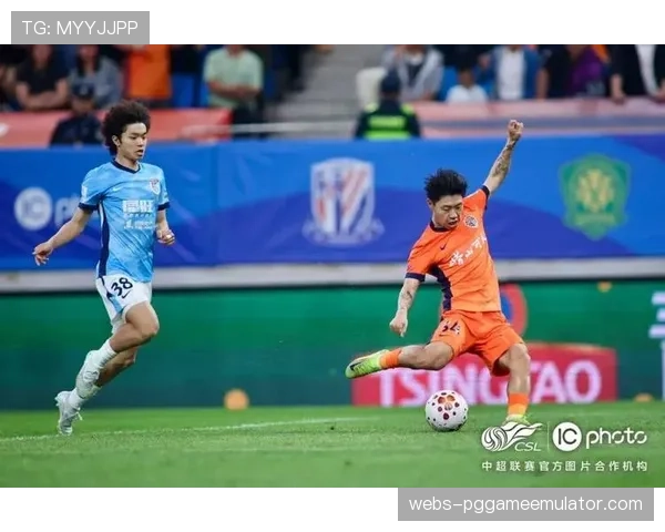 青岛海牛3-1击败大连英博取得四连胜，从垫底区逆袭至积分榜第七位
